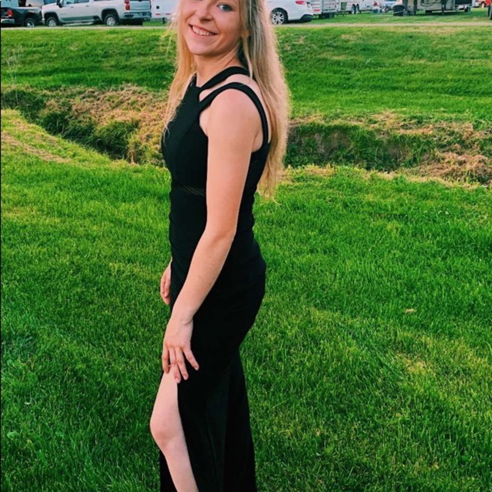 Prom Dress! - Picture 5 of 5